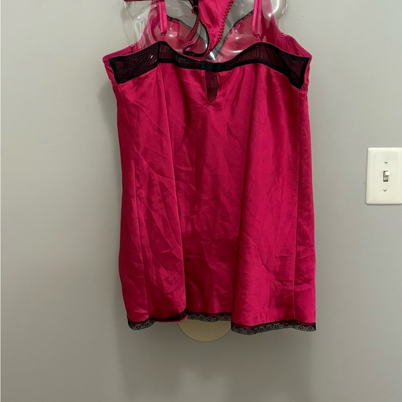 Elegant Pink Lace Trim Chemise - Picture 8 of 10